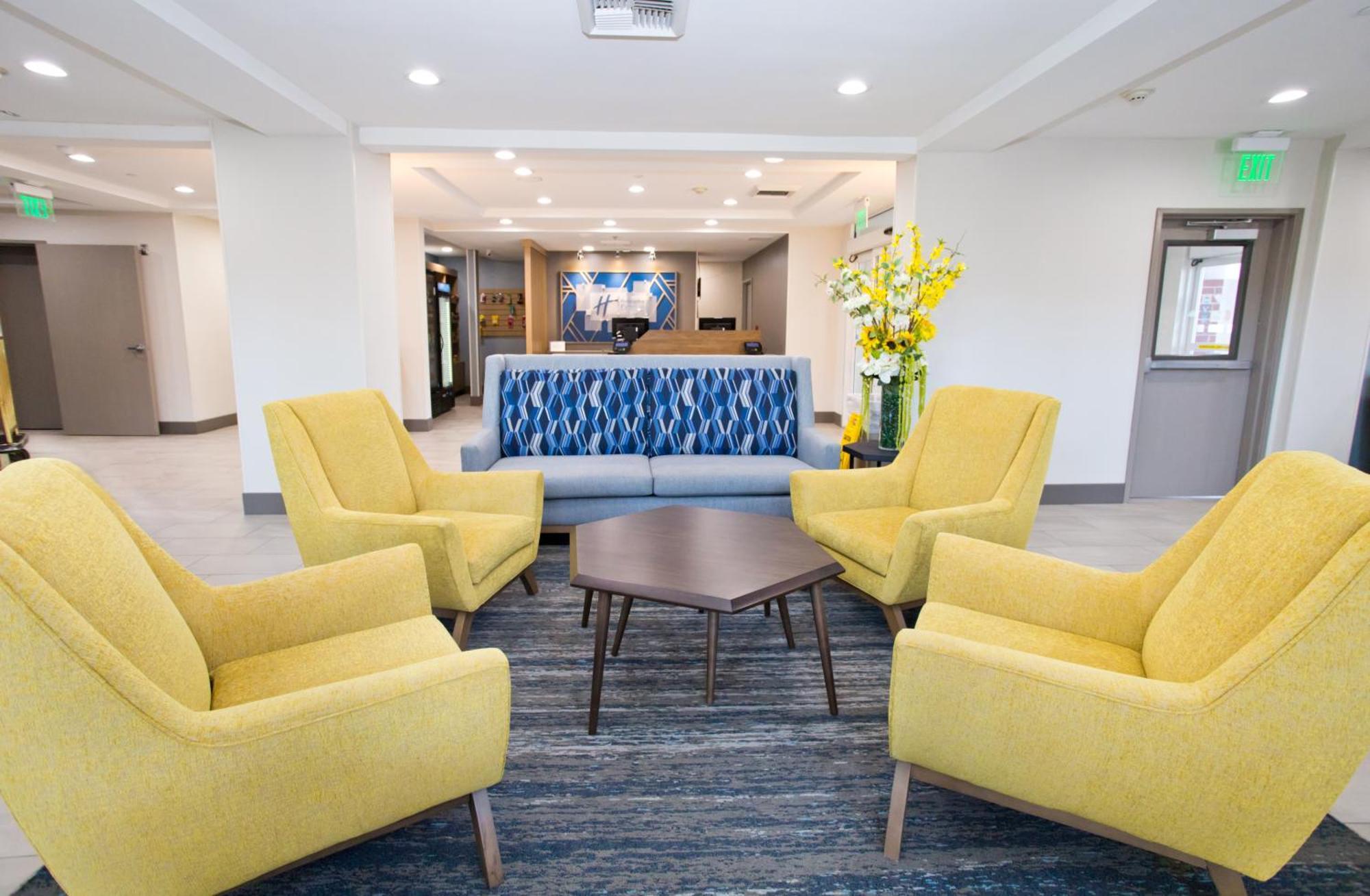Express & Ne Cal Expo By Ihg Hotel