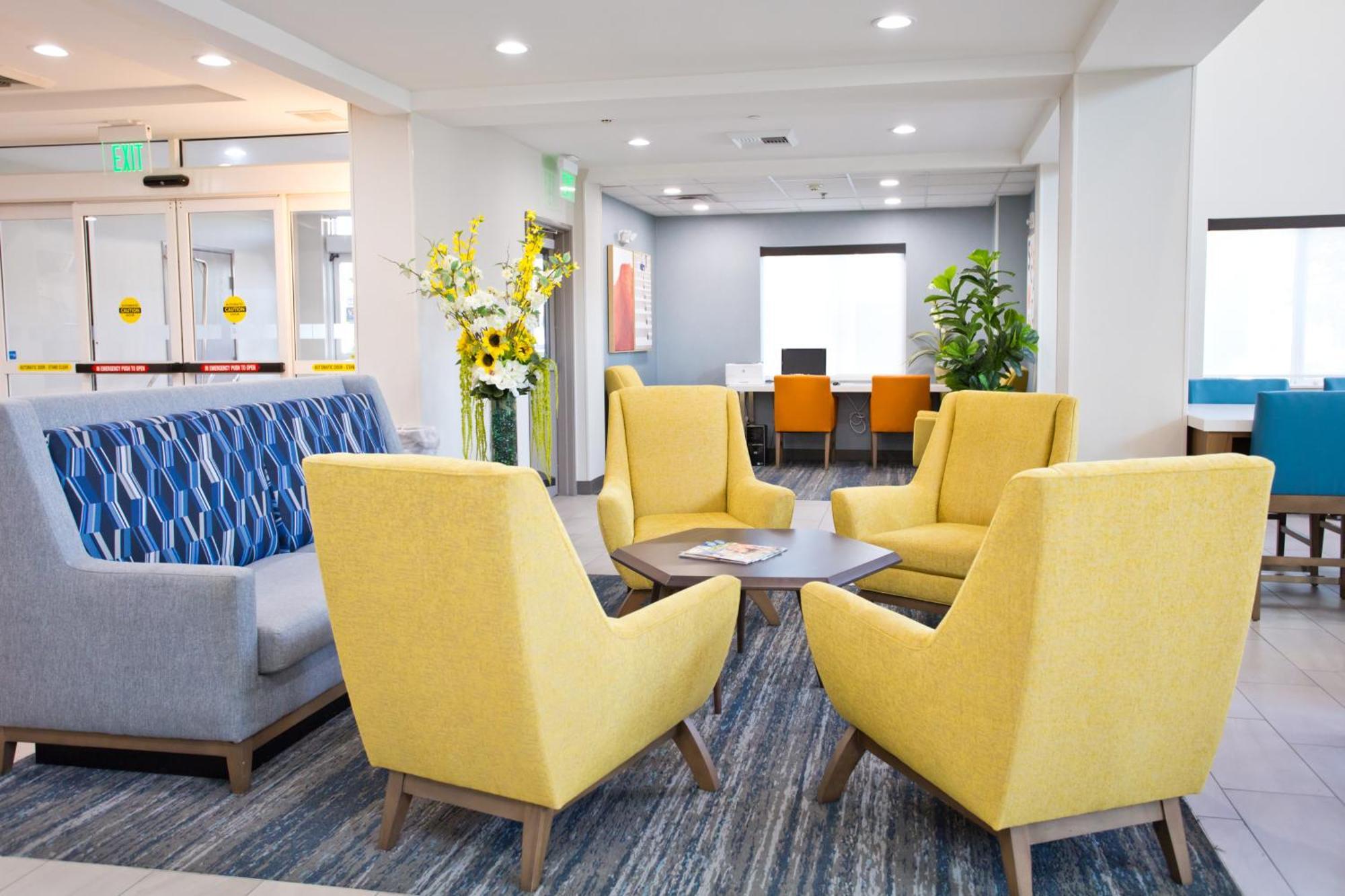 Express & Ne Cal Expo By Ihg 3*