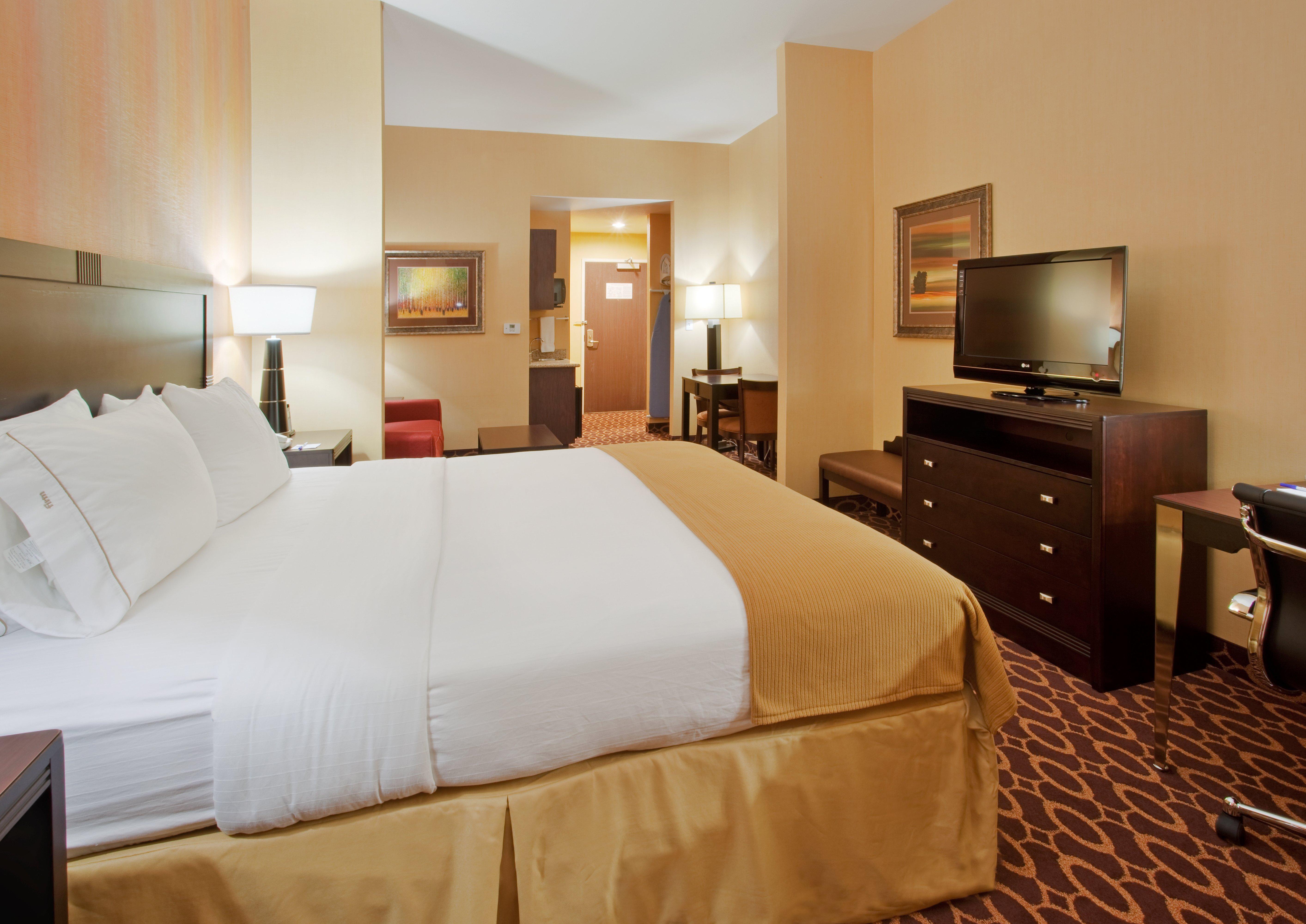 Holiday Express & Ne Cal Expo By Ihg 3*